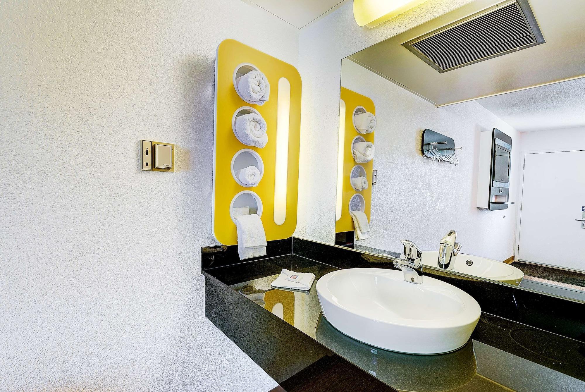 Park Inn By Radisson, ת'ורנטון מראה חיצוני תמונה