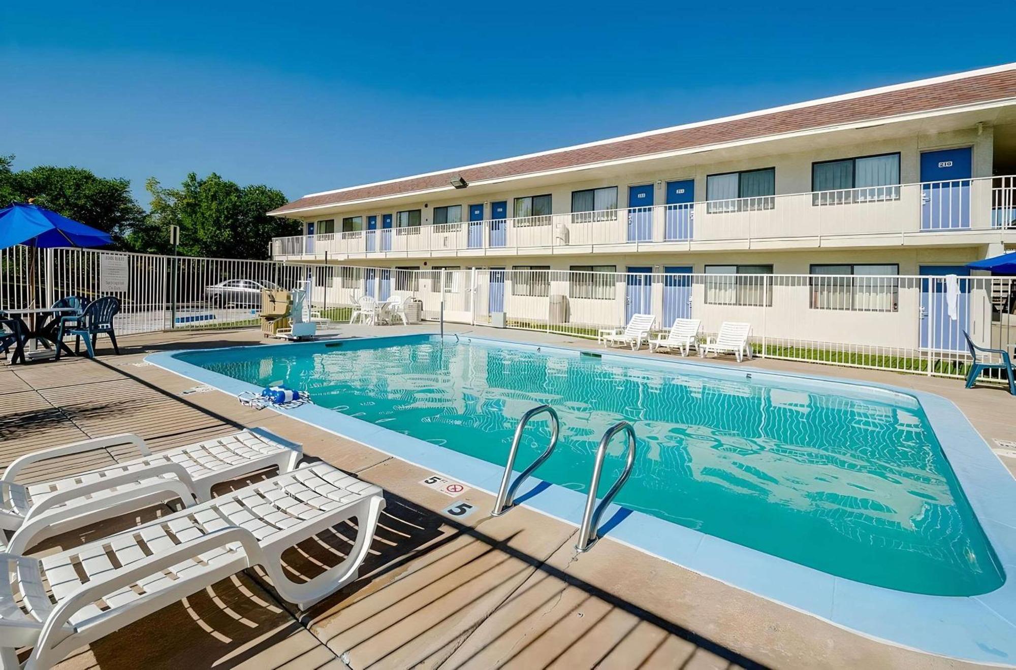 Park Inn By Radisson, ת'ורנטון מראה חיצוני תמונה